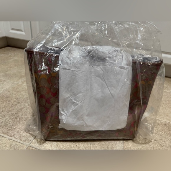 Coach CITY TOTE IN RAINBOW SIGNATURE c1316 - Picture 5 of 6